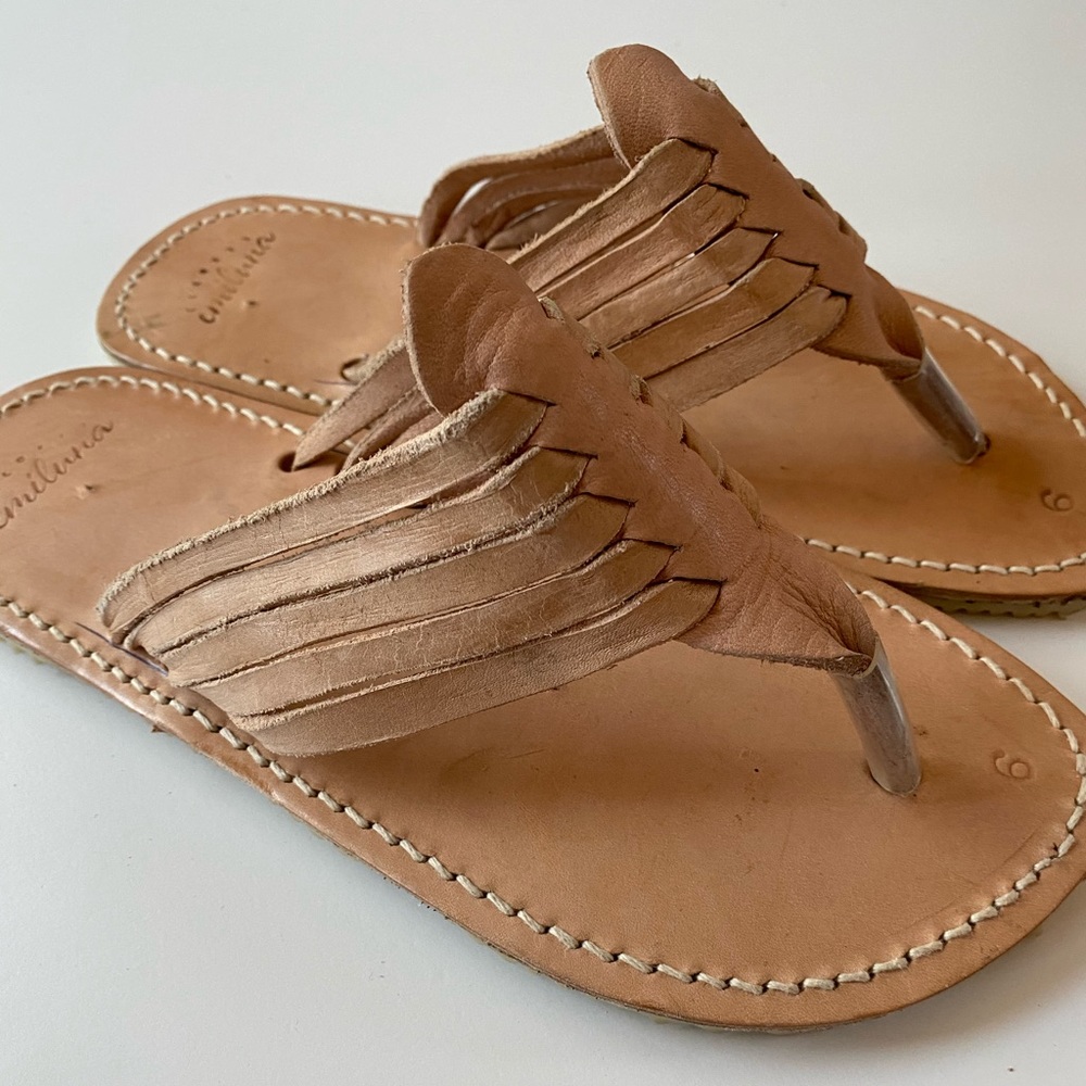 Huarache Thong Sandal - Picture 4 of 6
